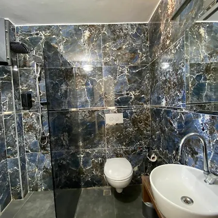 Nefis Otel 3*