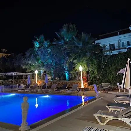 Nefis Otel 3*